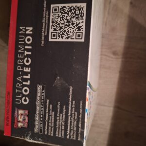 Pokémon 151 Ultra-Premium Collection (kapotte seal)