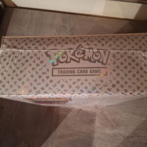 Pokémon 151 Ultra-Premium Collection (kapotte seal)